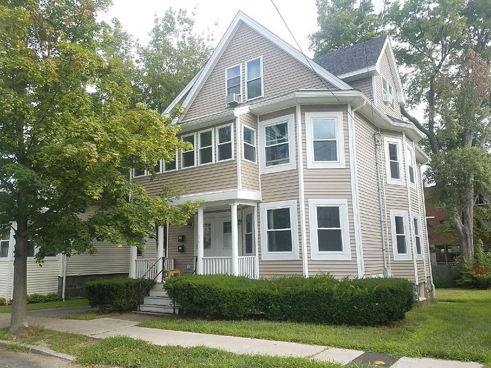 1st image of 136 Willow St #1
