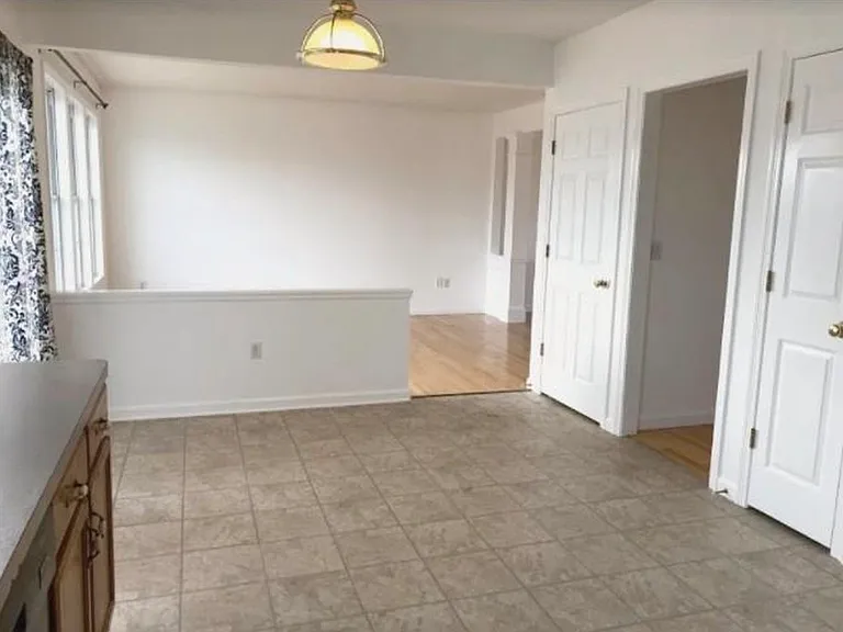 27 Tum A Lum Cir — Photo 24