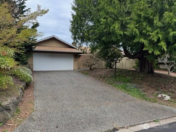4713 125th Avenue SE, Bellevue, WA 98006