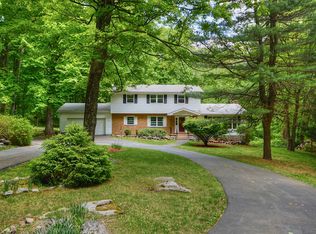 98 Warren St, Somers, NY 10589