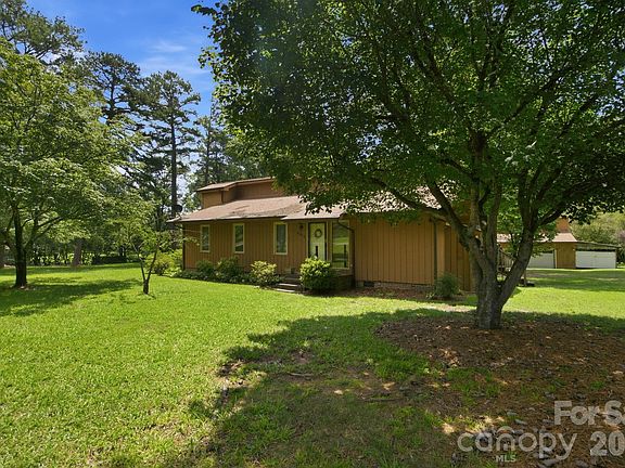5th image of 8016 Hedrick Cir