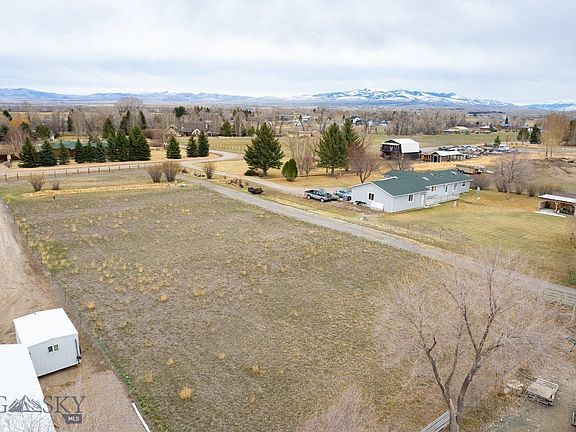 3rd image of 2200 Freeman Ln