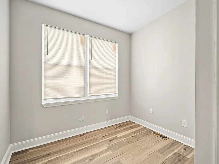 2043 Pierce St — Photo 15