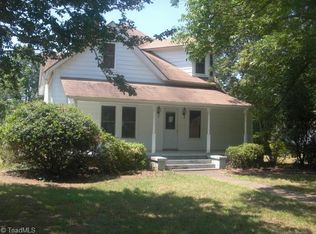 208 E Minneola St, Gibsonville, NC 27249