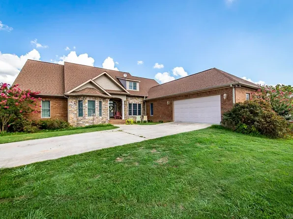 5750 Greers Ferry Rd, Greers Ferry, AR 72067