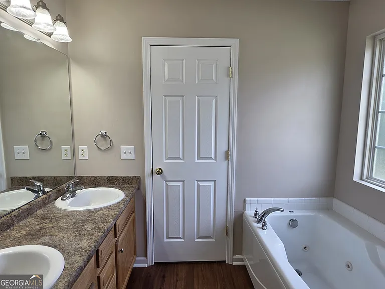 301 Aspen Arbor — Photo 12