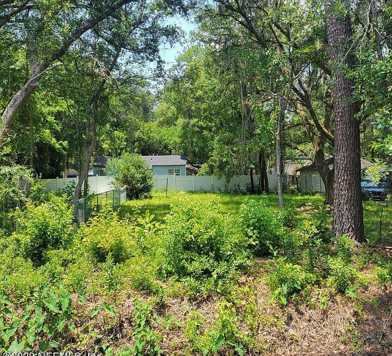 2nd image of 8950 5TH Avenue