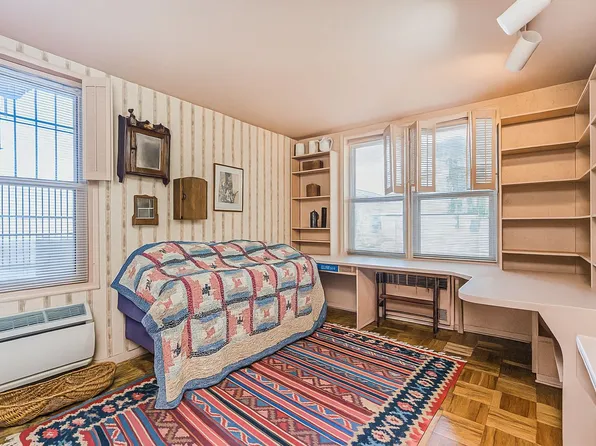 2711 Avenue X image 31 of 41