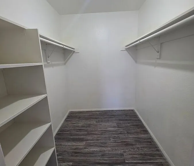 4416 N 35th Ave #201 — Photo 16