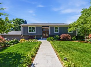 2938 Montavesta Rd, Lexington, KY 40502