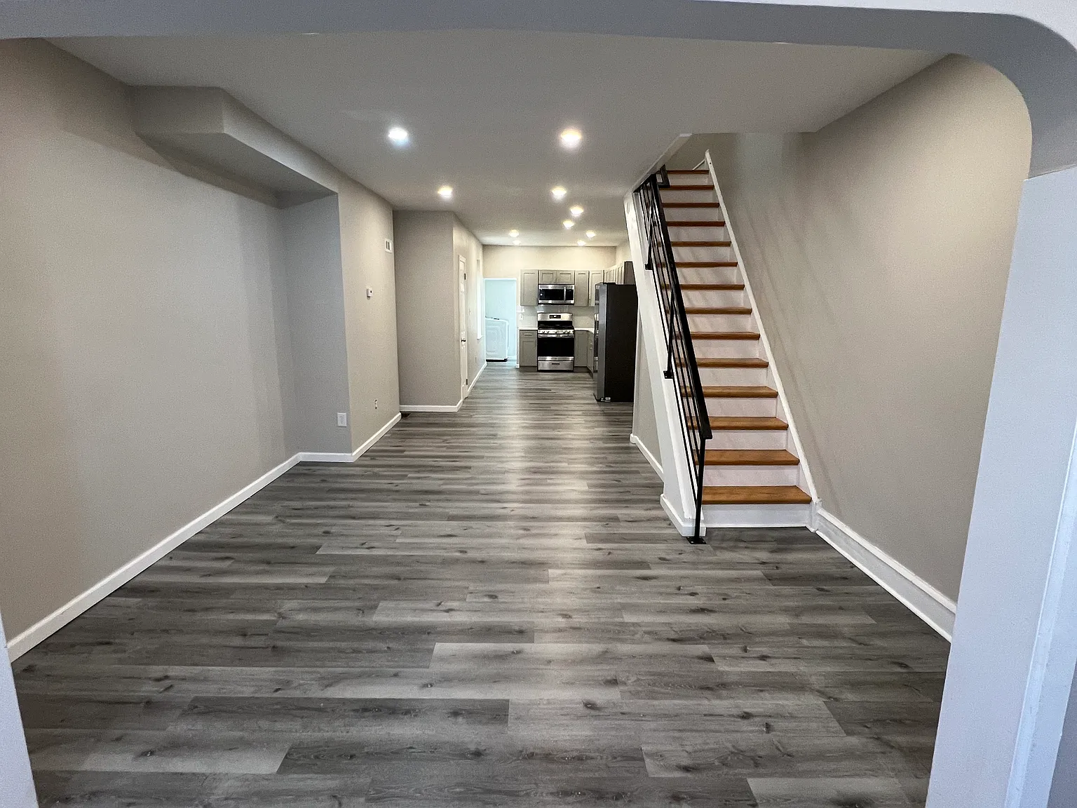 6528 Chester Ave — Photo 3