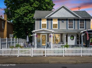 12 Defoe St, Pittston, PA 18640