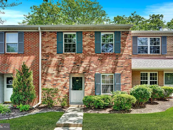 72 Sycamore Ct, Lawrence Township, NJ 08648