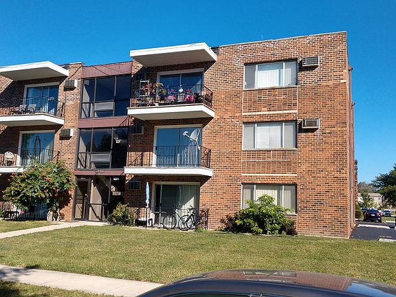 2nd image of 7100 176th St APT 203