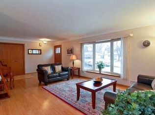 1899 Huron Ave, Roseville, MN 55113