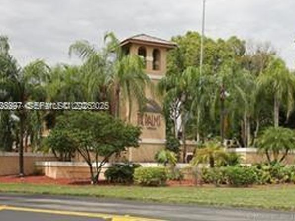 400 Palm Cir W APT 305