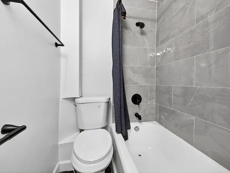 3931 Delor St — Photo 16
