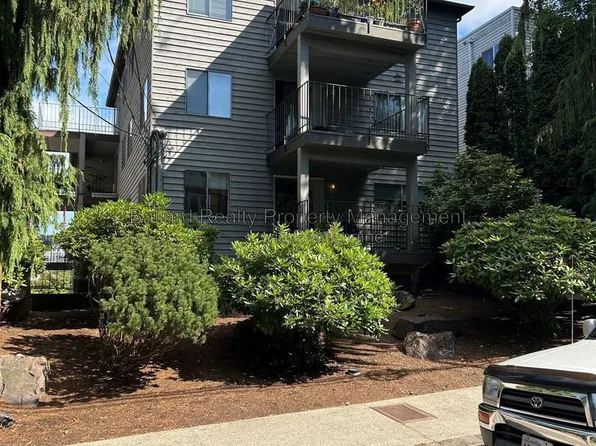 3232 21st Ave W APT 1, Seattle, WA 98199