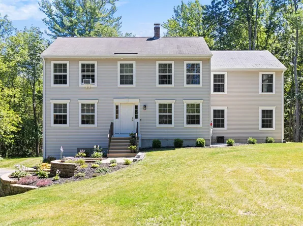 4 Patagonia Drive, Freeport, ME 04032