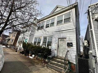 168 E 16th St, Paterson, NJ 07524