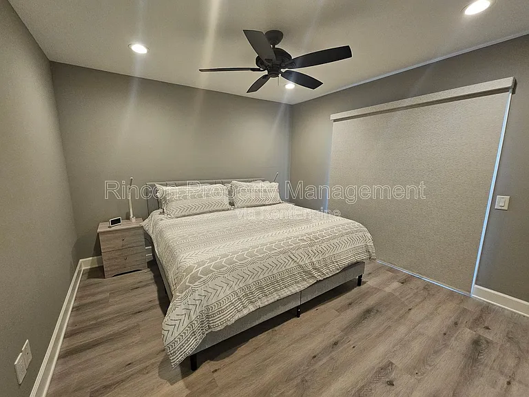 4926 Island View St — Photo 8