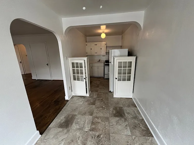 725 S Negley Ave — Photo 22