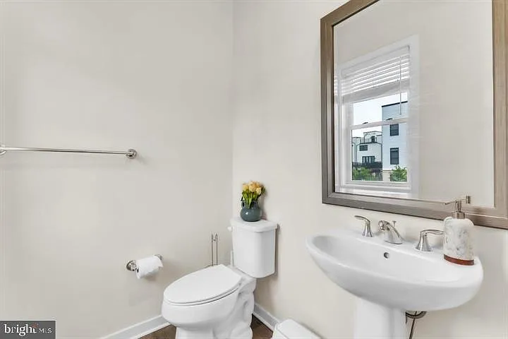 23575 Hopewell Manor Ter — Photo 14
