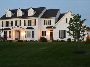 80 Mahogany Run, Pittsford, NY 14534