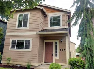 2332 E 3rd St, Newberg, OR 97132