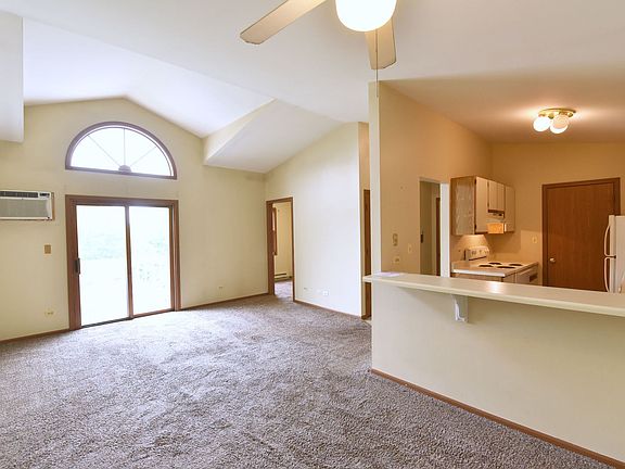4th image of 4402 W Shamrock Ln APT 3D