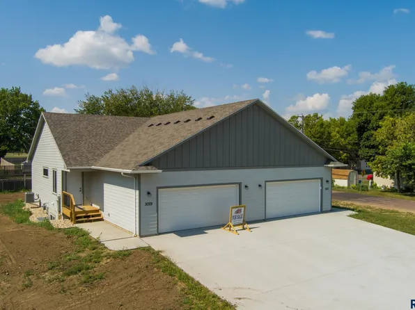 3029 N Wayland Ave, Sioux Falls, SD 57104