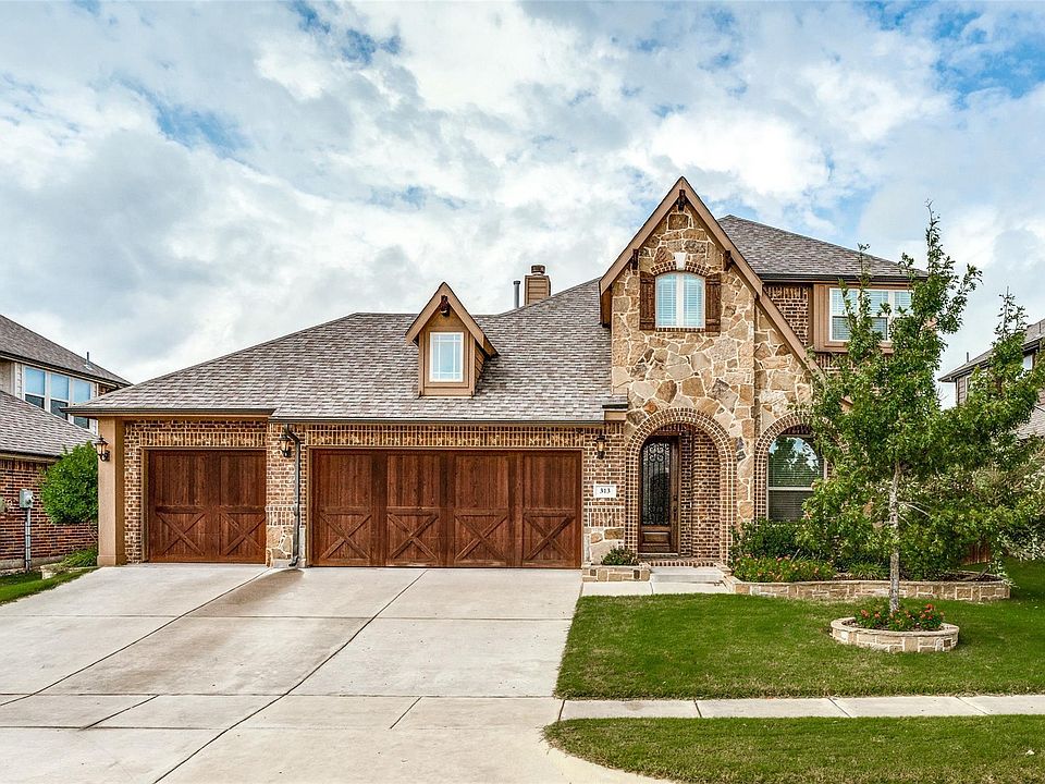 1st image of 313 Eastbrook Dr