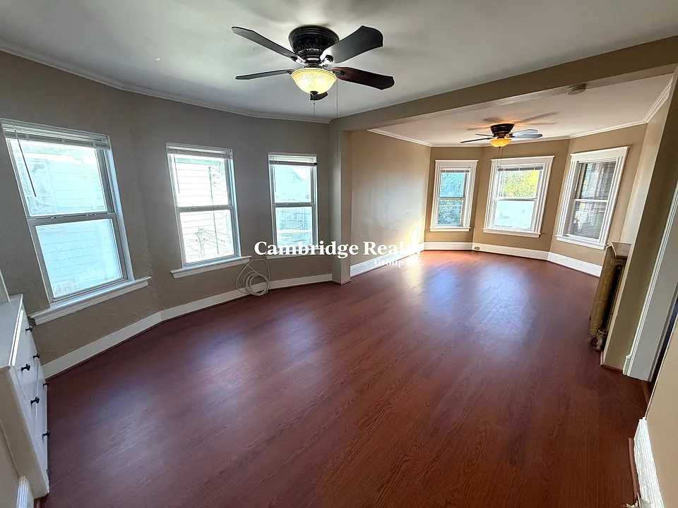 53 Winchester St #2T