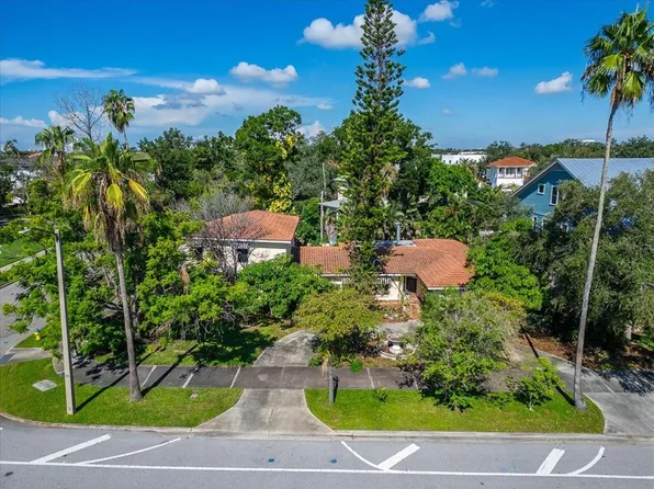 114 W DAVIS BOULEVARD, TAMPA, FL 33606