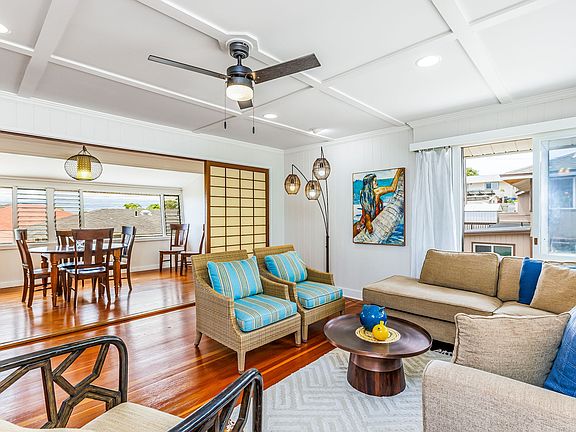 4th image of 108 Halenani Dr #1