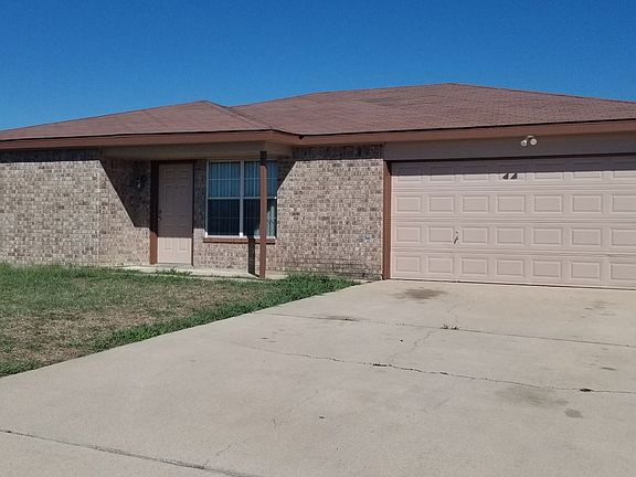 2nd image of 4311 Janelle Dr