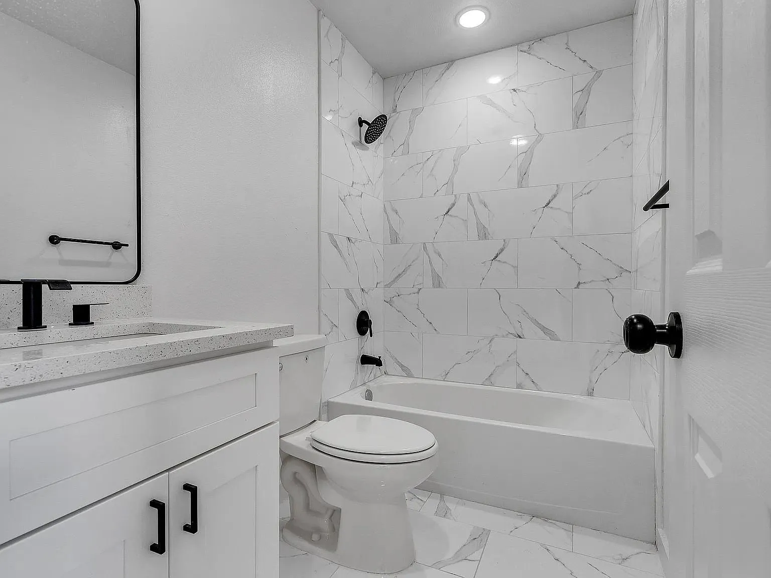 3 bed, 2.5 bath, 1500 sqft, $1,900 — Photo 4