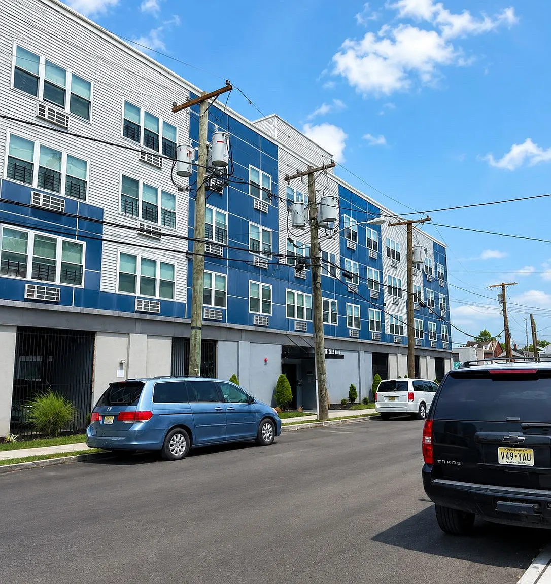 1 bed, $1,718 — Photo 1