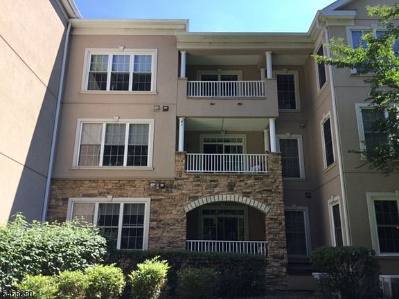 2nd image of 1306 Carter Dr BLDG Trum #1306