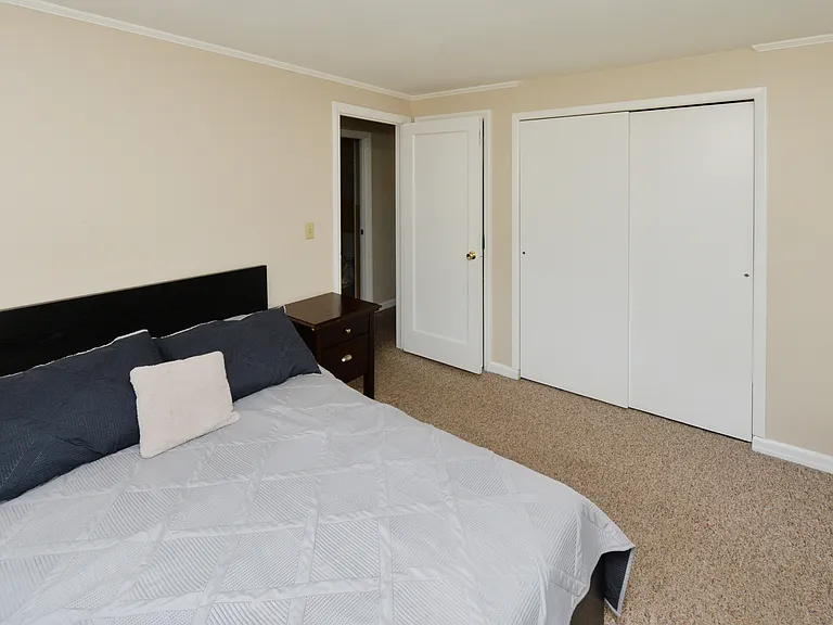 10-02 Mason Pl — Photo 8