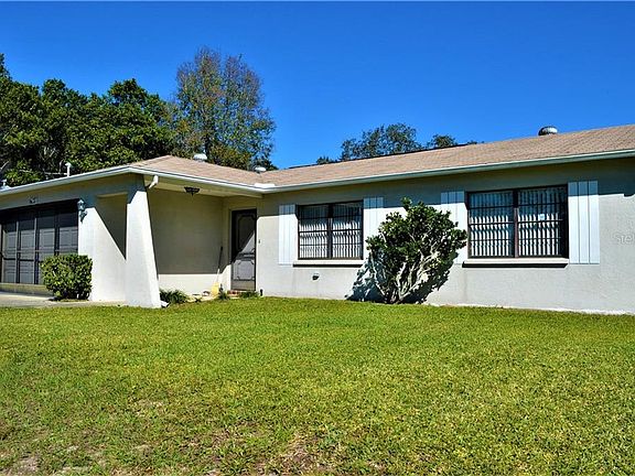 3rd image of 6127 Alderwood St