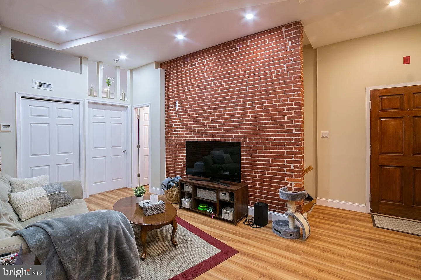 2 bed, 2.0 bath, 1350 sqft, $1,695 — Photo 4