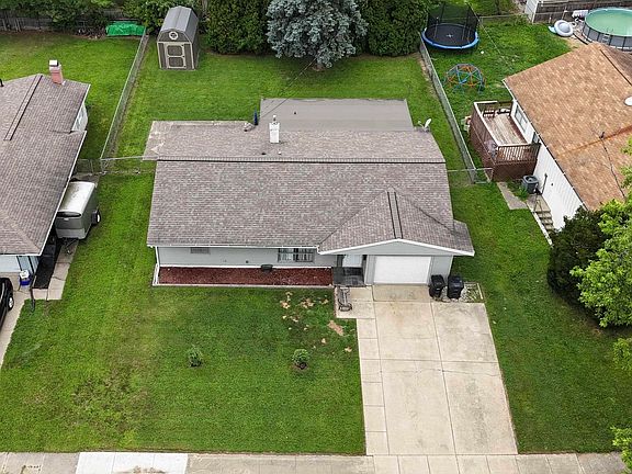 2nd image of 2504 Kickapoo Dr