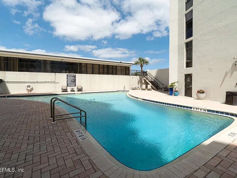 2100 Ocean Dr #Penthouse 2 — Photo 42