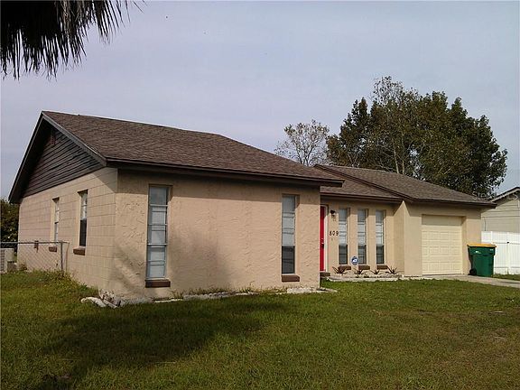 3rd image of 809 Fruitwood Dr