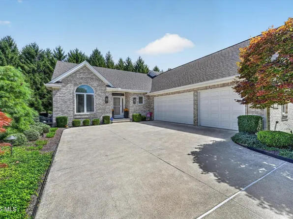 3915 Deer Valley Ln, Maumee, OH 43537