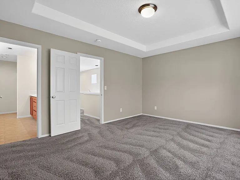 1052 SE Portlandia Ave — Photo 10