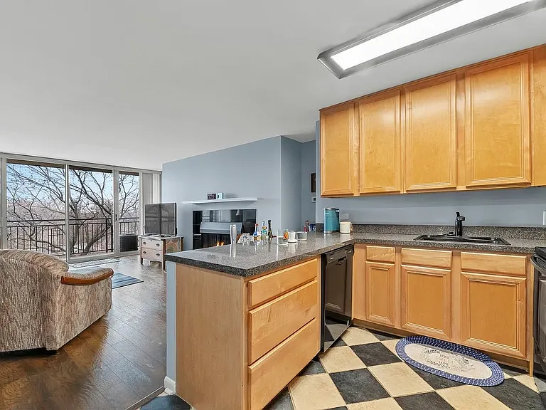 5810 Oakwood Dr #3E — Photo 17