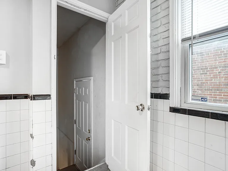 1345 Coolidge Dr — Photo 27