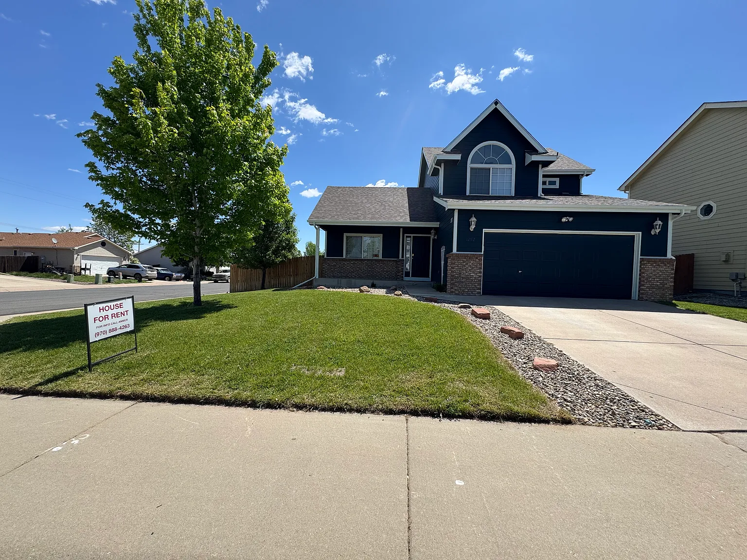 1292 S Cora Ave — Photo 1